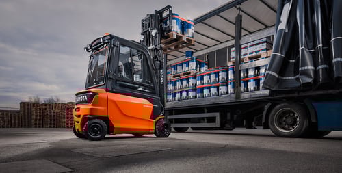 Toyota Traigo48 cabin_unloading lorry22