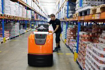 4 warehouse order picking technologies you should consider.
