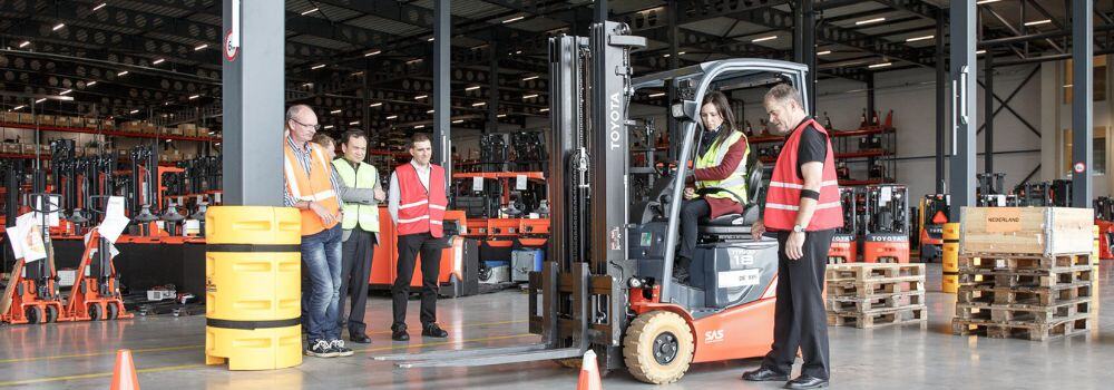 The importance of accredited forklift operator training